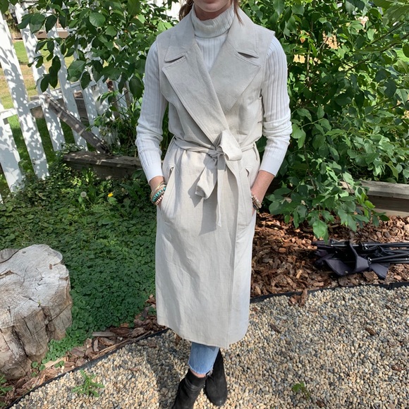 Massimo Dutti Linen Waistcoat - Picture 7 of 7